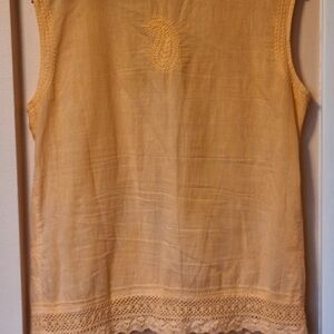 Simply Noelle Lace Trimmed Cream Tank Top